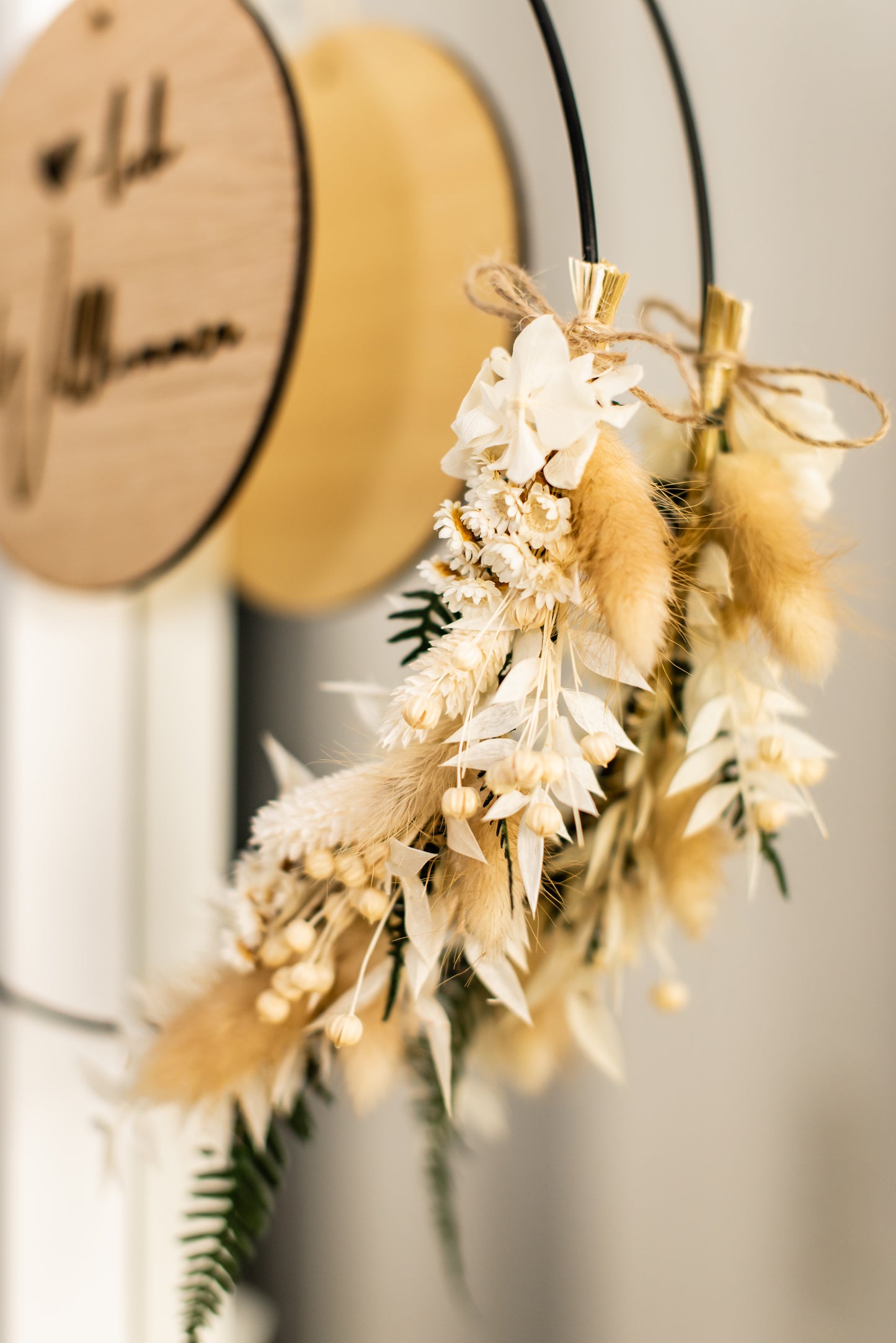 Unique metal-wood door wreath with dried flowers in natural-white-pink | personalized gifts | Wedding, Birthday, Mother's Day |
