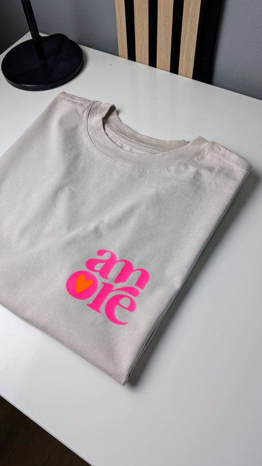 T-Shirt mit Druck "amore"
