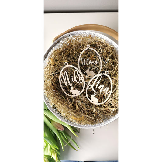 Ostereier aus Holz zum Aufhängen