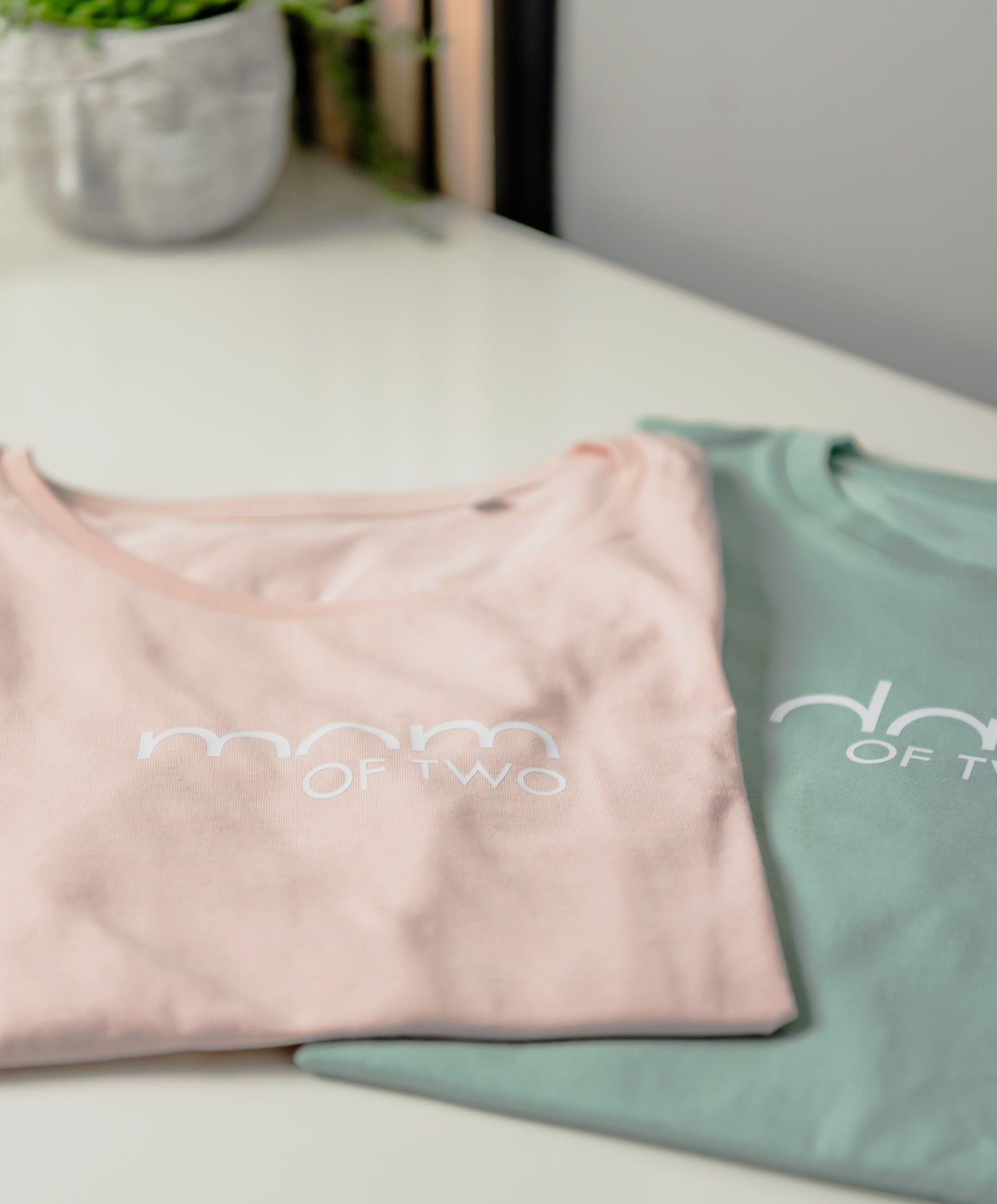 Personalisiertes „Mom of...“-Shirt – Dein individuelles Geschenk für jede Mama