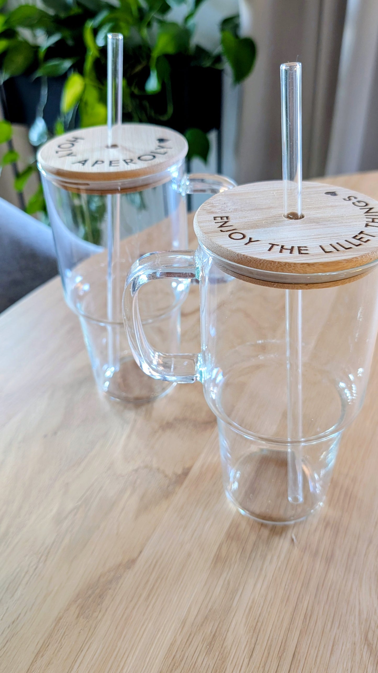 Sale - Glastumbler mit graviertem Holzdeckel