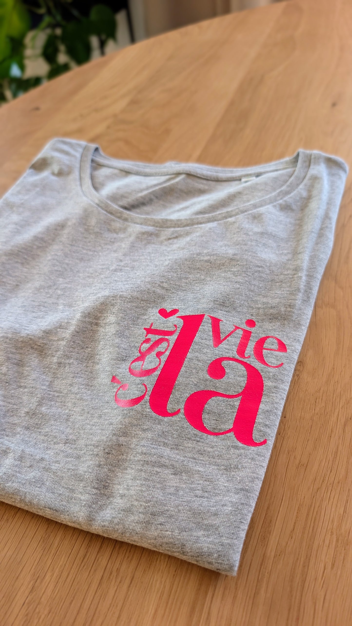 Sale - Damen T-Shirt "c'est la vie", Gr. S, grau meliert