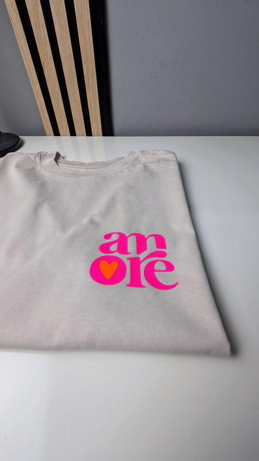 T-Shirt mit Druck "amore"